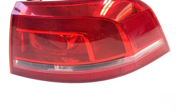 Volkswagen PASSAT B7 Rear/tail lights 3AF945096C