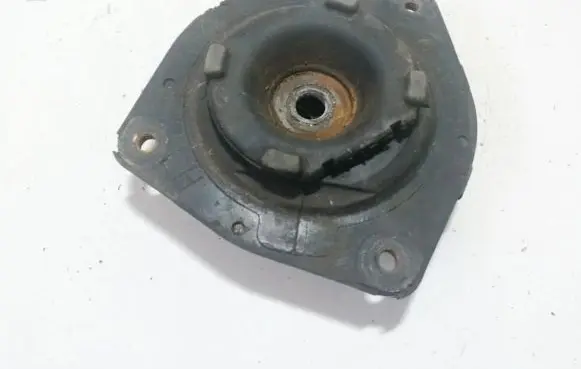 Renault Clio III Coil spring mount 8200183567
