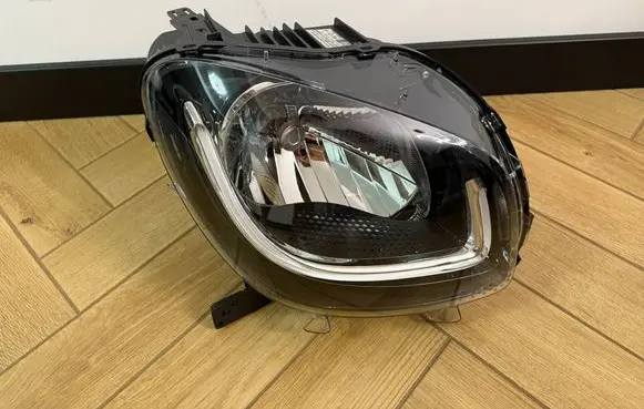 Smart ForFour II W453 Headlight/headlamp A4539065001 260109711R