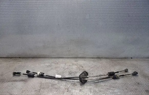 Gear shift cable linkage