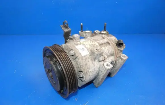 KIA Sportage Air conditioning (A/C) compressor (pump) 97701D7100 R134A F500NFFCA03