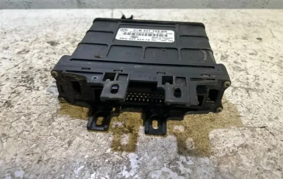 Audi A3 S3 8L Gearbox control unit/module 01M927733HR 5DG00792316 PS011253