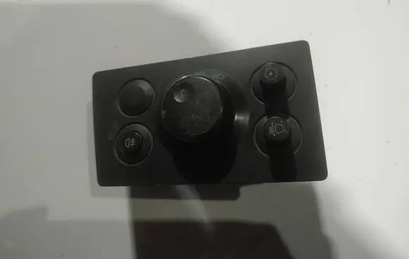 Opel Zafira B Light switch 13205863 lk04060130