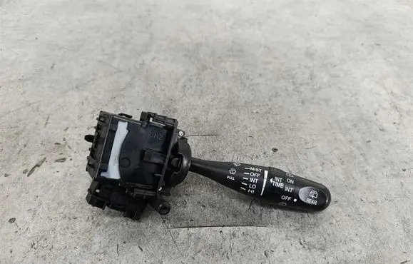 Suzuki Swift I Wiper control stalk 