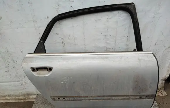 Audi A8 S8 D3 4E Rear door
