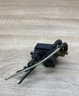 Opel Meriva A Vacuum valve 55563534 70142001