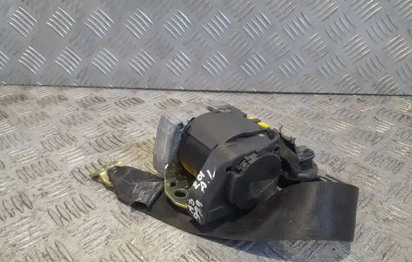 Audi A3 S3 8L Rear seatbelt 8L3857806