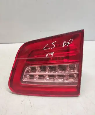 Tailgate rear/tail lights