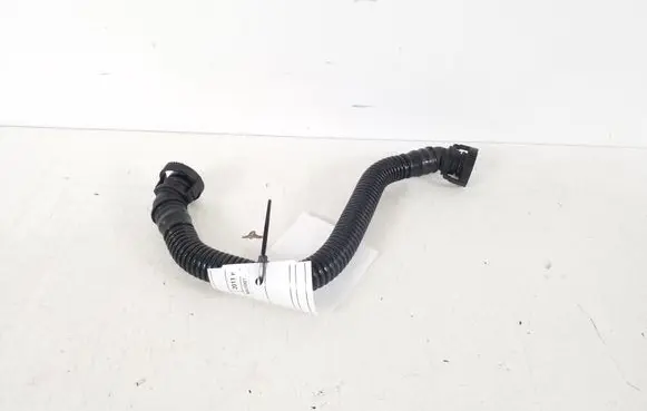 Audi A4 S4 B8 8K Air intake hose/pipe 06J103221