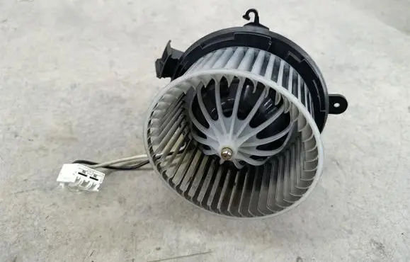 Opel Astra J Heater fan/blower 668BKB012
