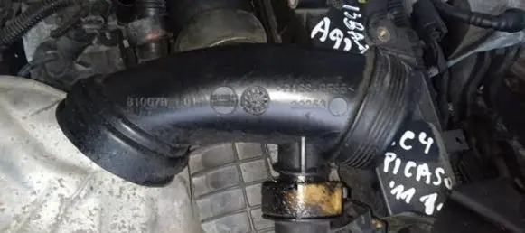 Citroen C4 Grand Picasso Air intake hose/pipe 9683725080