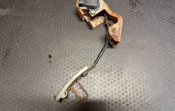 Infiniti FX Accelerator throttle pedal 18919AM810 3D23