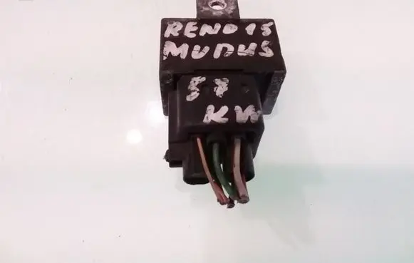 Renault Modus Glow plug pre-heat relay 7700115078