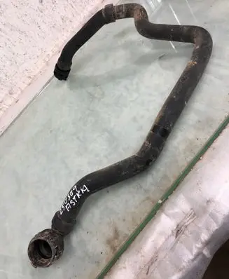 Opel Astra L Engine coolant pipe/hose 9815213280