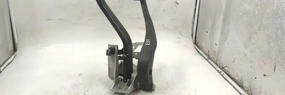 BMW 1 E81 E87 Pedal assembly 6751665