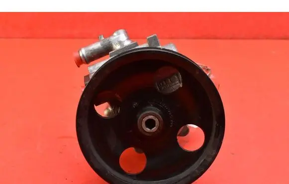 Alfa Romeo 159 Power steering pump 00518391020