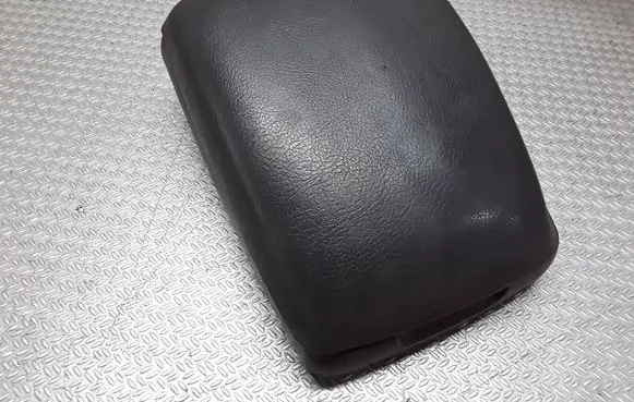 KIA Sorento Armrest