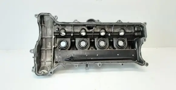Toyota Avensis T250 Rocker cam cover 112010R011