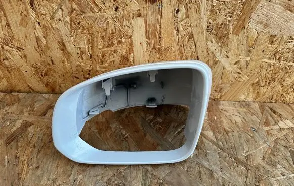 Volvo XC90 Plastic wing mirror trim cover