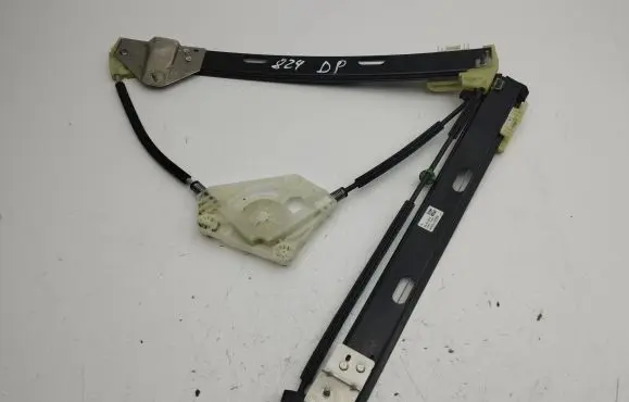 Audi A1 Front window lifting mechanism without motor 82G837462A