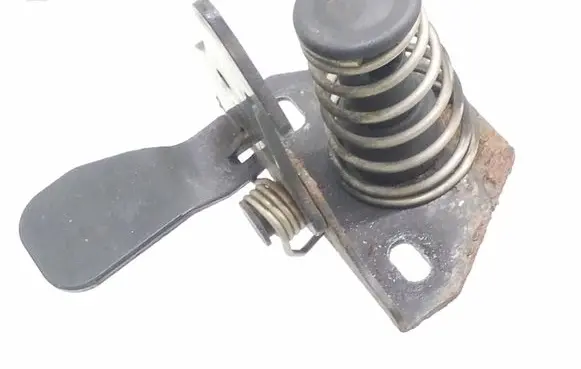 BMW 1 E81 E87 Engine bonnet/hood lock/catch 7071124 51237071124