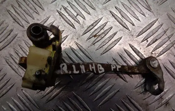 Renault Laguna II Rear door check strap stopper 