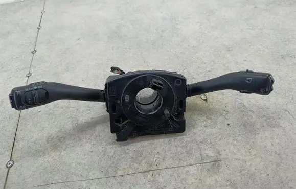 Audi TT Mk1 Wiper turn signal indicator stalk/switch 1J0959654AC