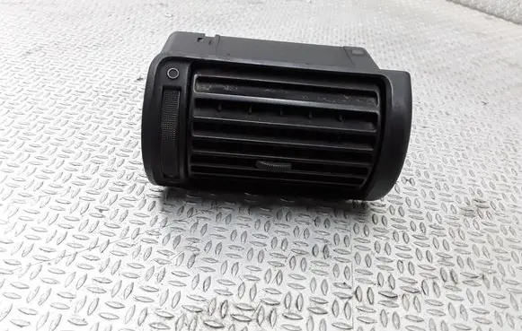 Audi A4 S4 B5 8D Dashboard side air vent grill/cover trim 8D1820902