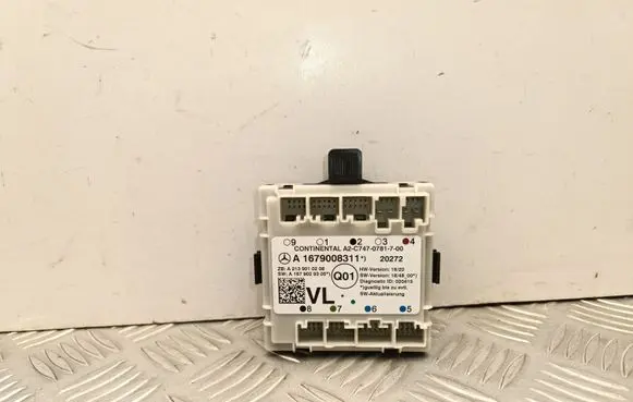 Mercedes-Benz EQC Door control unit/module A1679008311