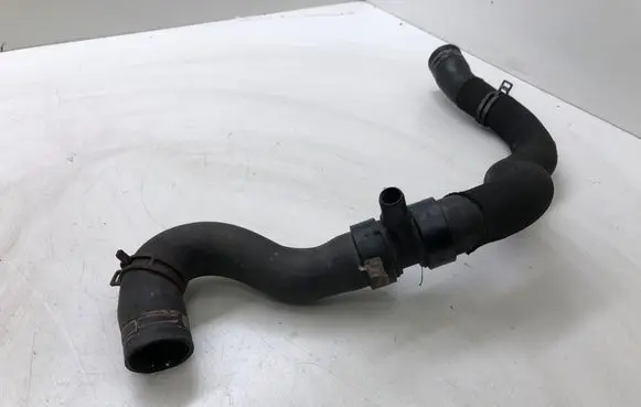 Peugeot 5008 Other engine bay part