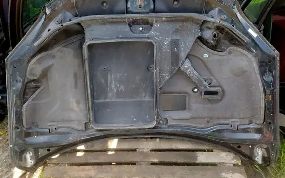 Mazda 3 I Engine bonnet/hood sound/heat insulation 