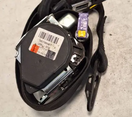 Audi A4 S4 B7 8E 8H Front seatbelt 560788401 008L000 H11747