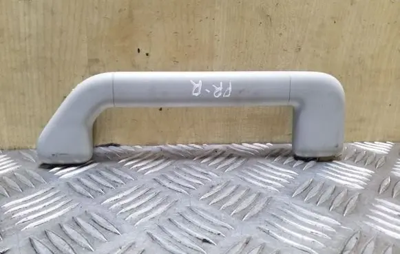 Volkswagen Touareg II Front interior roof grab handle