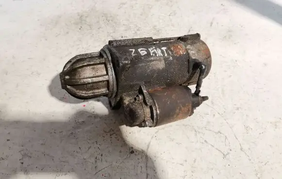 Opel Zafira A Starter motor