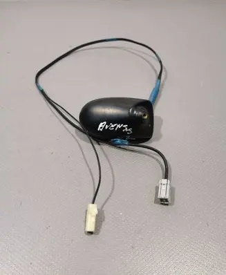 Toyota Avensis T270 Radio antenna 