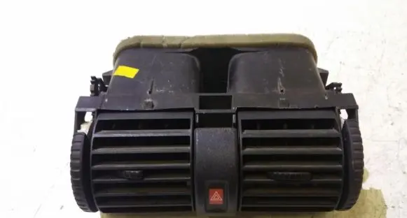 Opel Astra G Dash center air vent grill 90560344