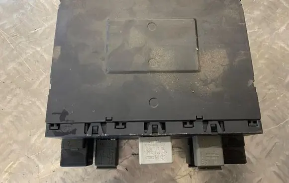 Volkswagen PASSAT B6 Comfort/convenience module 3C0937049AJ