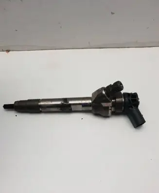 BMW 2 F22 F23 Fuel injector 0445110