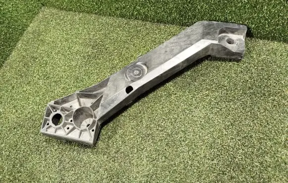 Radiator support slam panel bracket