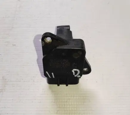 Toyota Yaris Mass air flow meter 2220422010 1974002030