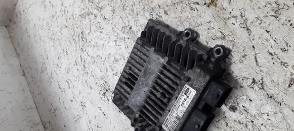 Ford Fiesta Fuel injection control unit/module 5AYB J38AC