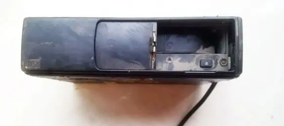 Audi A6 S6 C5 4B CD/DVD changer 
