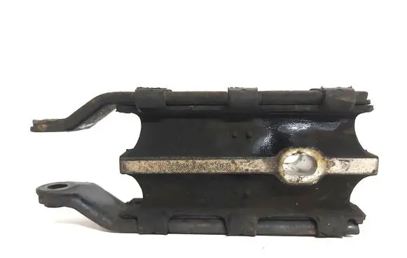 Volvo S60 Gearbox mount 8G9N6P082BA