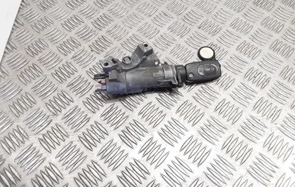 Audi A6 S6 C5 4B Ignition lock 4B0905851C