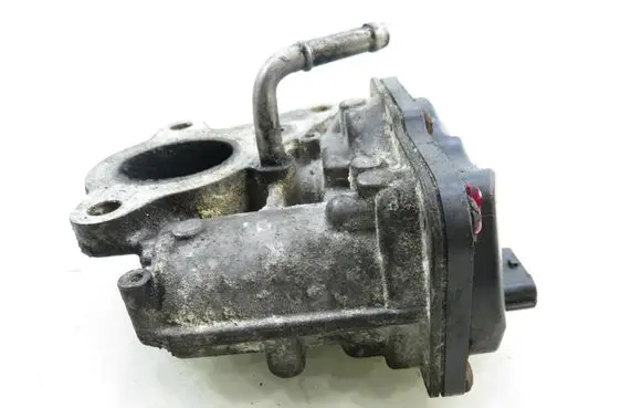 Renault Master III EGR valve 147109869R 8201353607