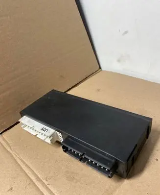 BMW 5 E39 Comfort/convenience module 61351379741 606140X01E
