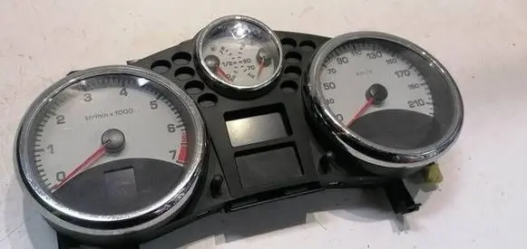 Peugeot 207 Clock A2C53370971 9666818980 10001652