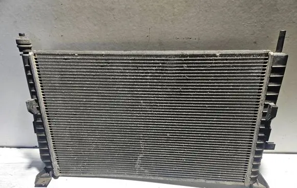 Ford Mondeo MK II Coolant radiator 