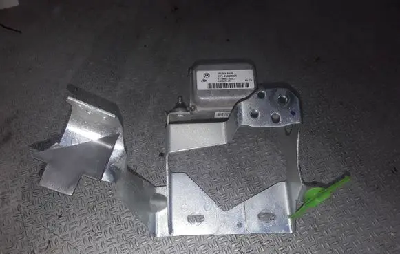 Volkswagen Touran I ESP acceleration yaw rate sensor 1K0907655B
