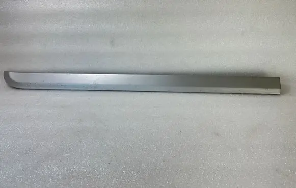 Volvo XC90 Front door trim (molding) 30698451
